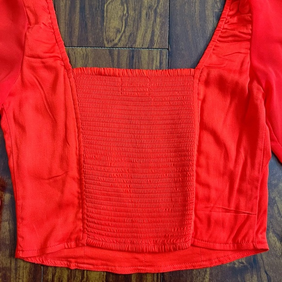 Urban Outfitters Long Sleeve Crop Top With Puffy Shoulders - Picture 5 of 6